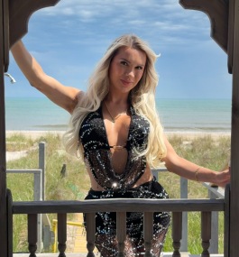 MonicasexyTS